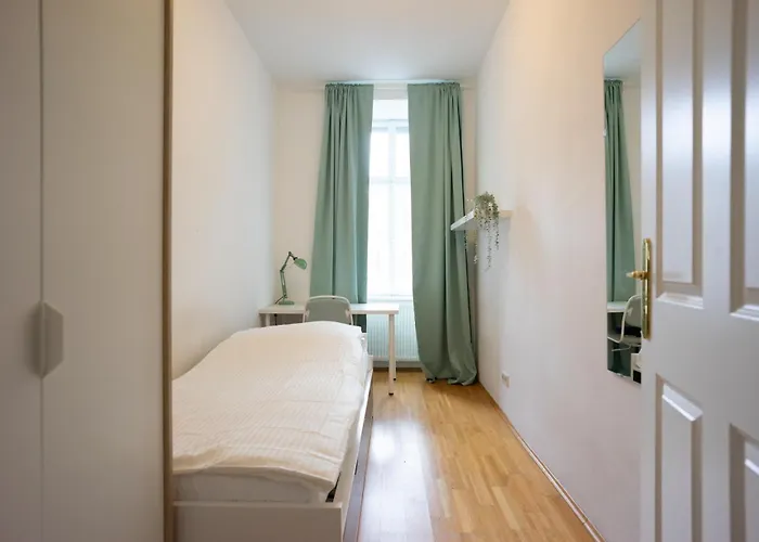 Modern 3 Bedroom In Center * Vienne