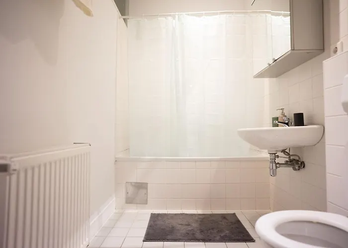 Appartement Modern 3 Bedroom In Center