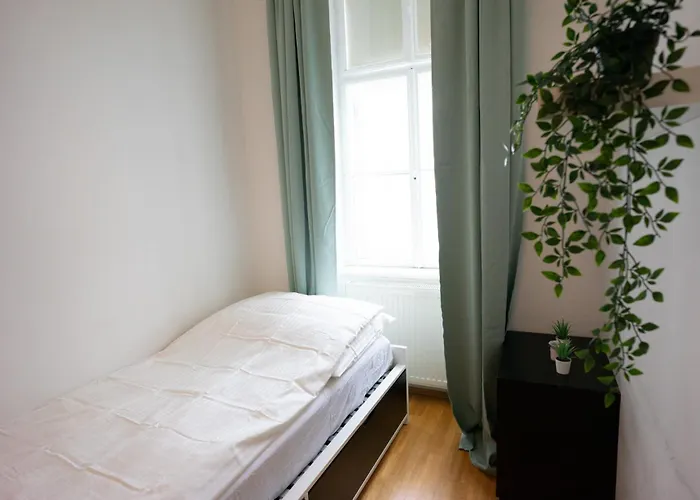 Appartement Modern 3 Bedroom In Center Vienne